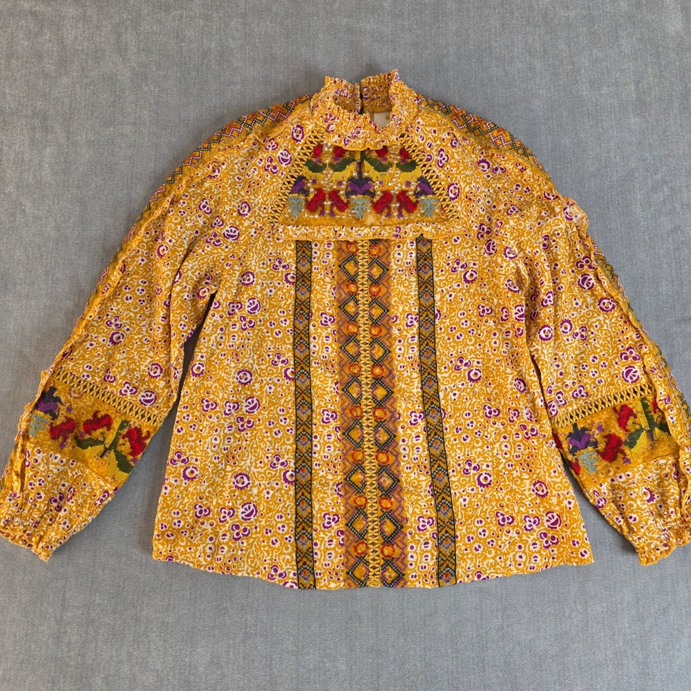 Maeve Anthropologie Blouse Womens 00 Yellow Floral Embroidered Boho Smocked Neck